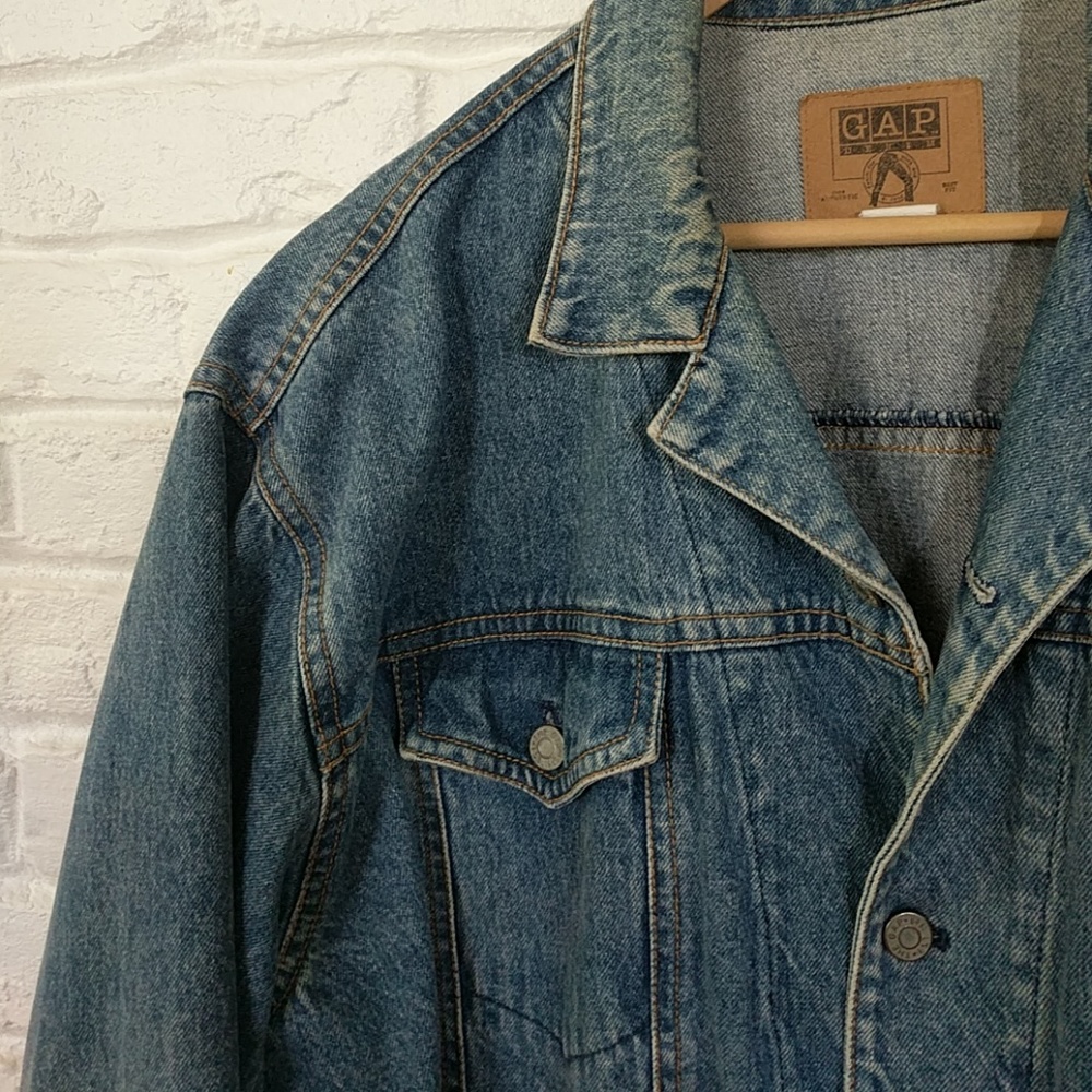 GAP Denim Jacket Vintage 80s or 90s Jean Jacket - Picture 2 of 5
